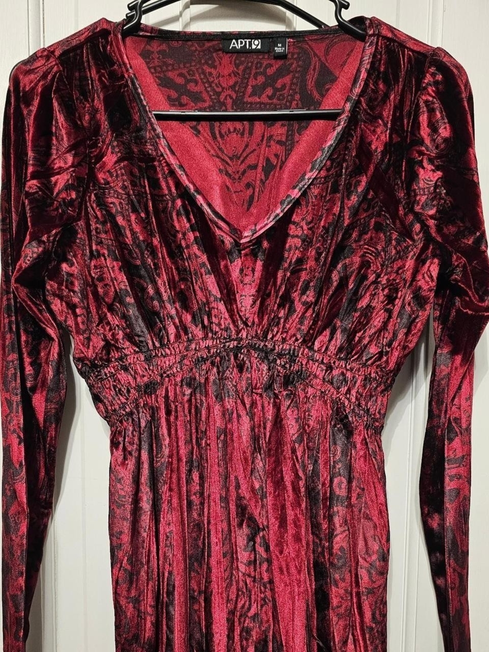 Apt. 9 Burgundy and Black Velvet Long-Sleeve Babydoll V-Neck Mini Dress/shirt
